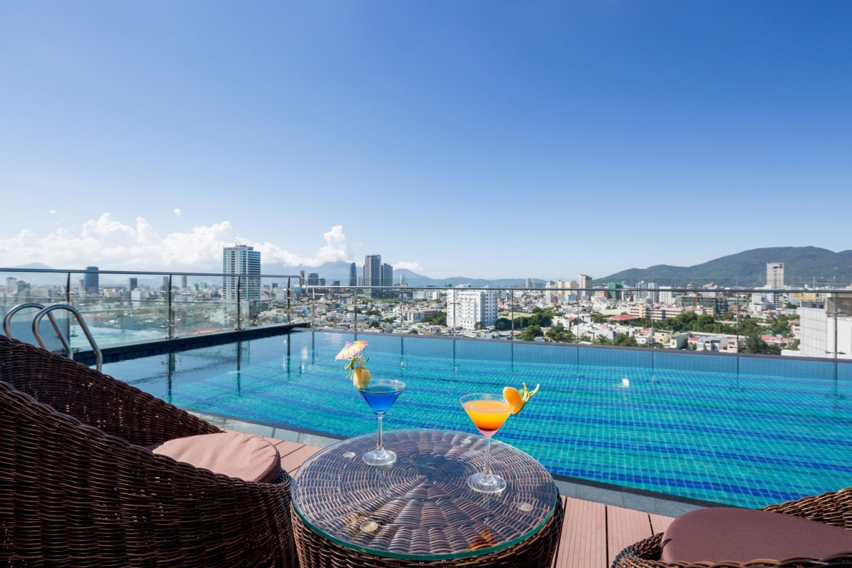 Welcome to Sepon Blue Hotel bootstrap slideshow