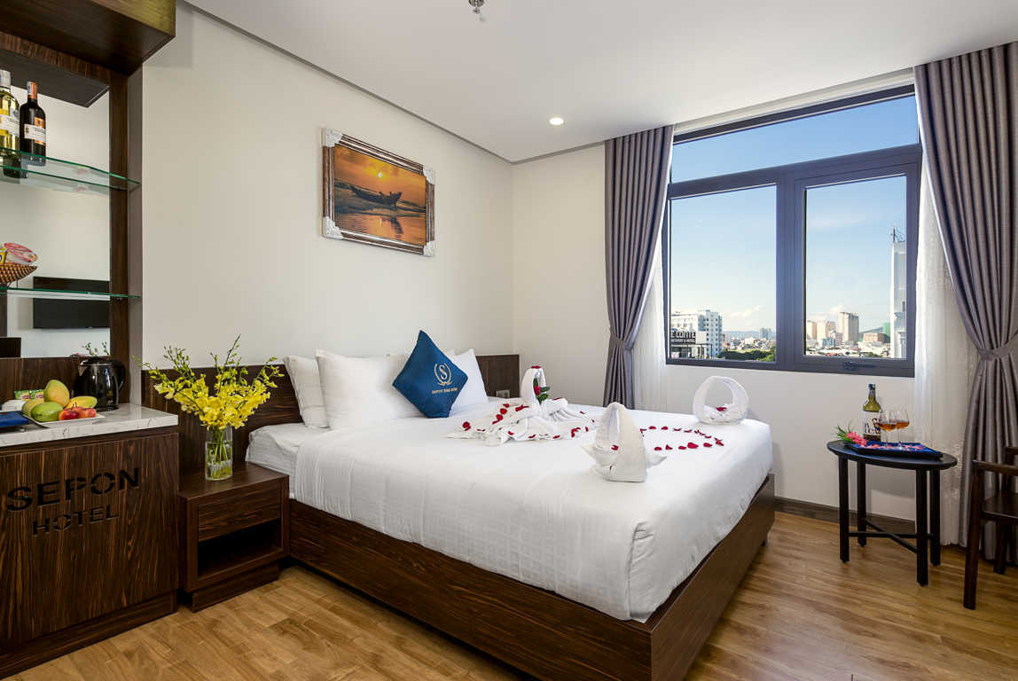 Welcome to Sepon Blue Hotel bootstrap slideshow